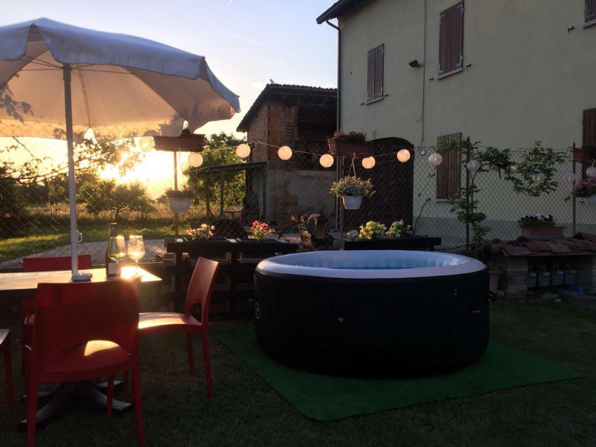 Happiness In The Country Bed and breakfast Brescello
